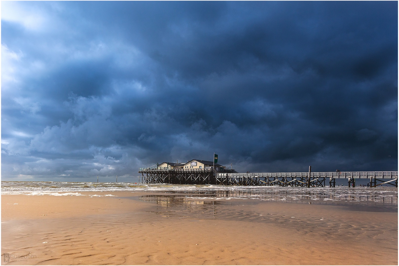 Unwetter zieht auf über St Peter Ording