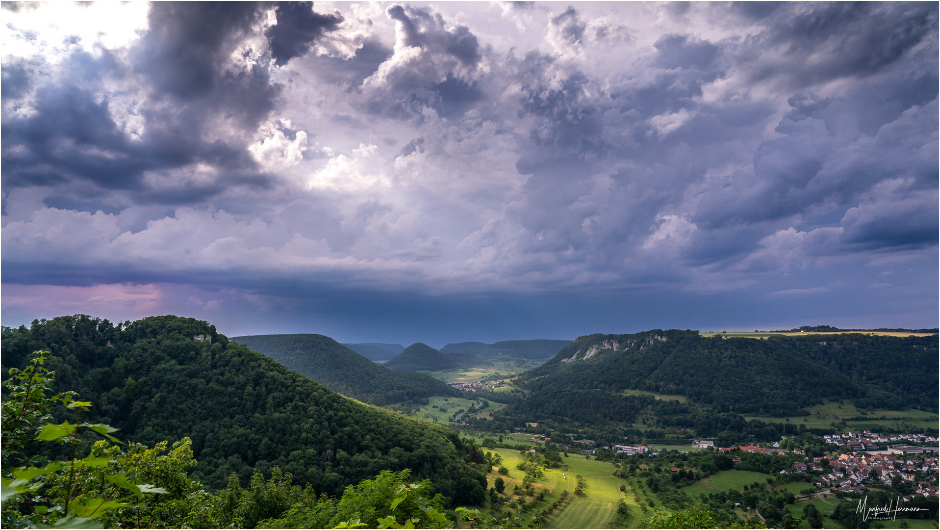 Unwetterfront am Albtrauf