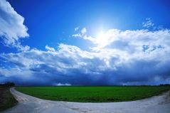 Unwirkliches Licht - vor dem Gewitter