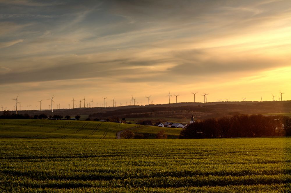 Unzählige Windräder...