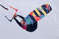 ... up! - Kitesurf World Cup 2013