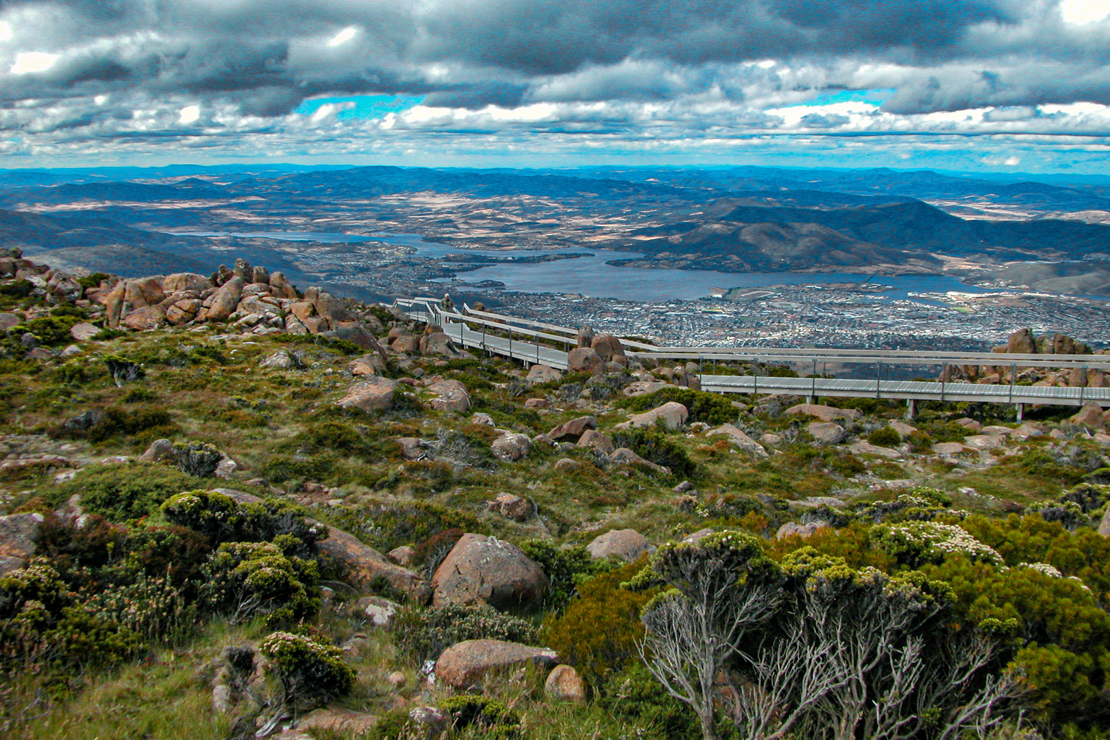 Up to the Wellington Mountain summit