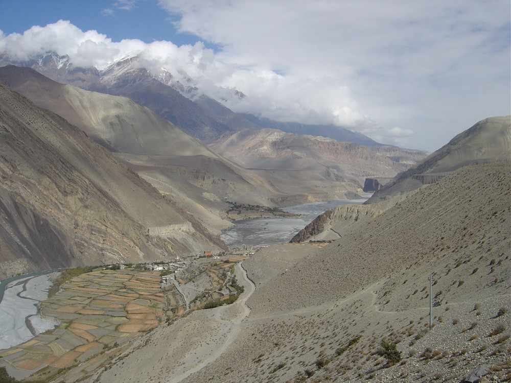 UPPER MUSTANG