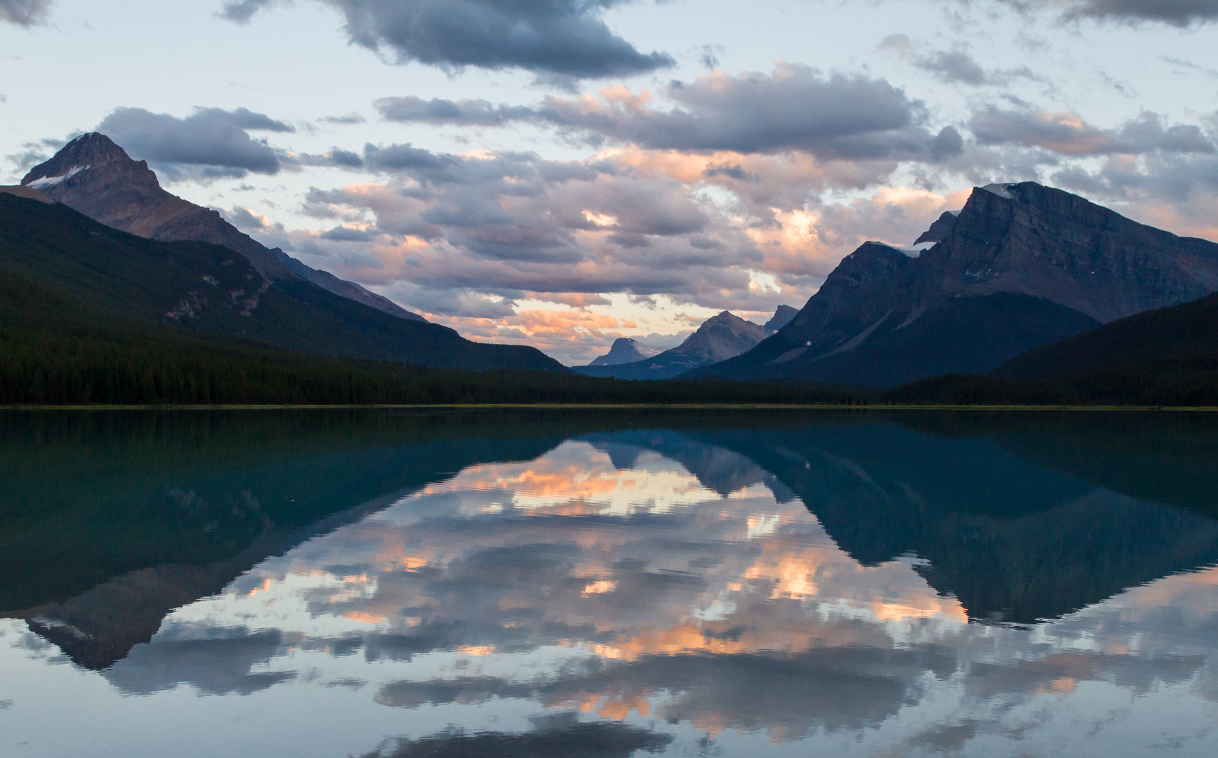 Upper Waterfowl Lake 2