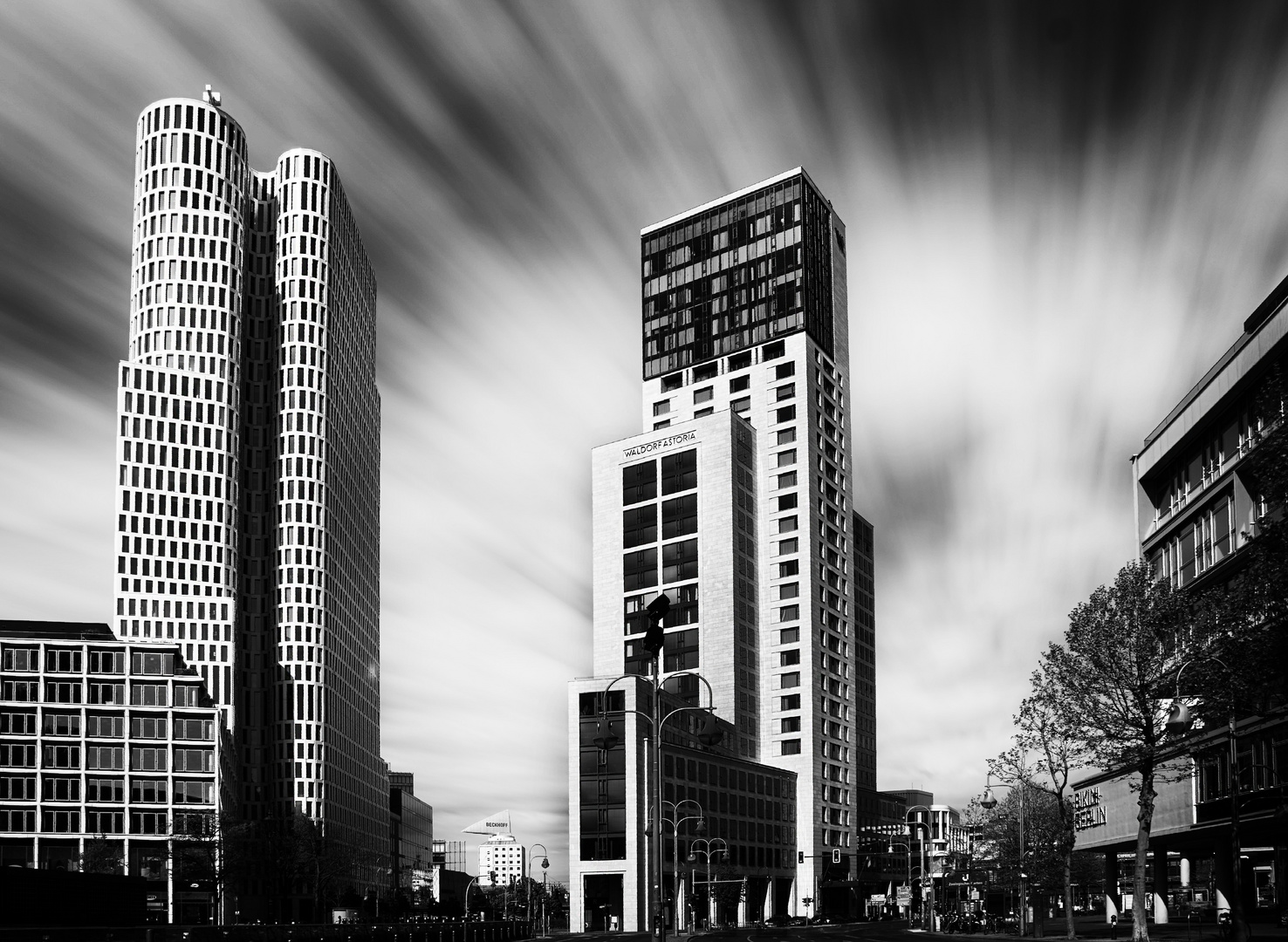 Upper West Tower Berlin und Hotel Waldorf Astoria