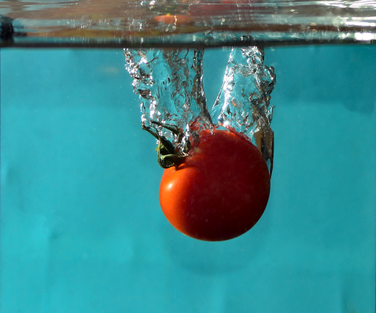 uppsss ins Wasser gefallen Foto & Bild stillleben, foodfotografie