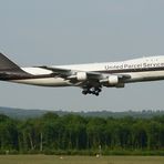 UPS 747-100