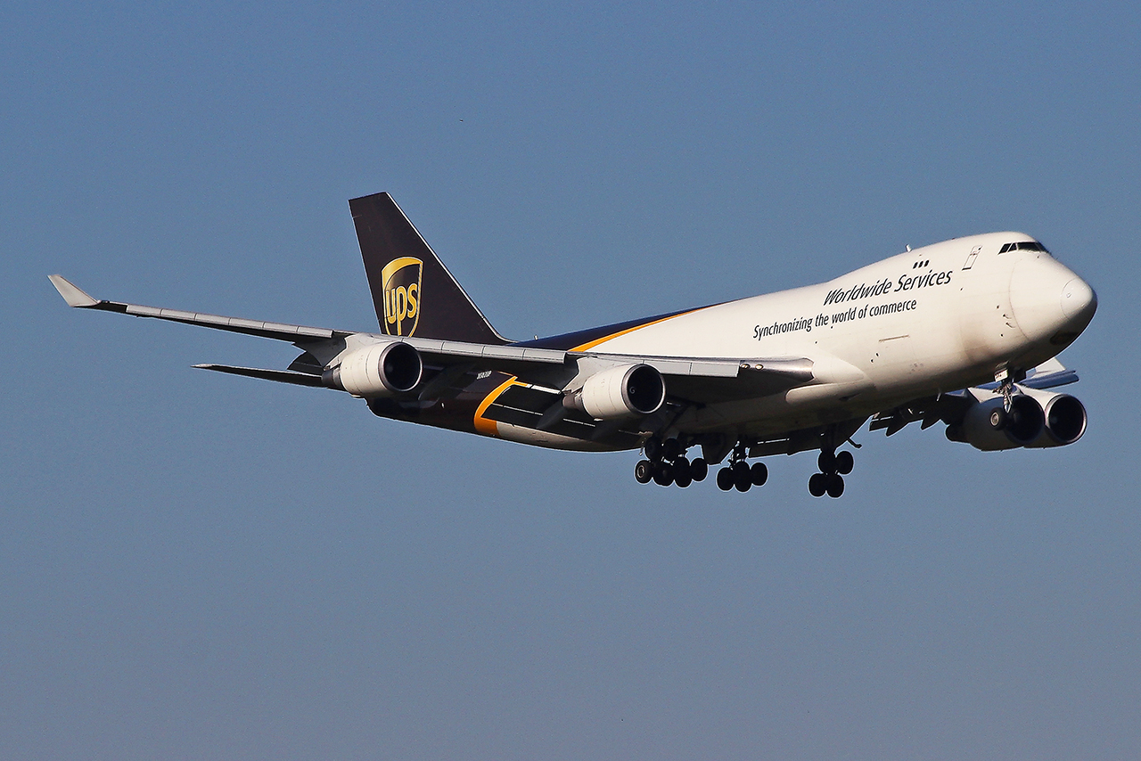 UPS 747