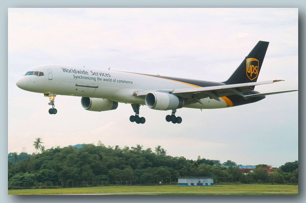 UPS landing at Singapore