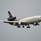 UPS MD-11 im Anflug auf Köln Bonn