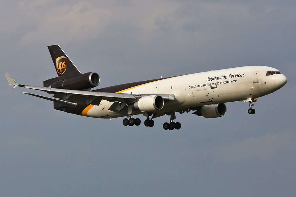 UPS - N256UP