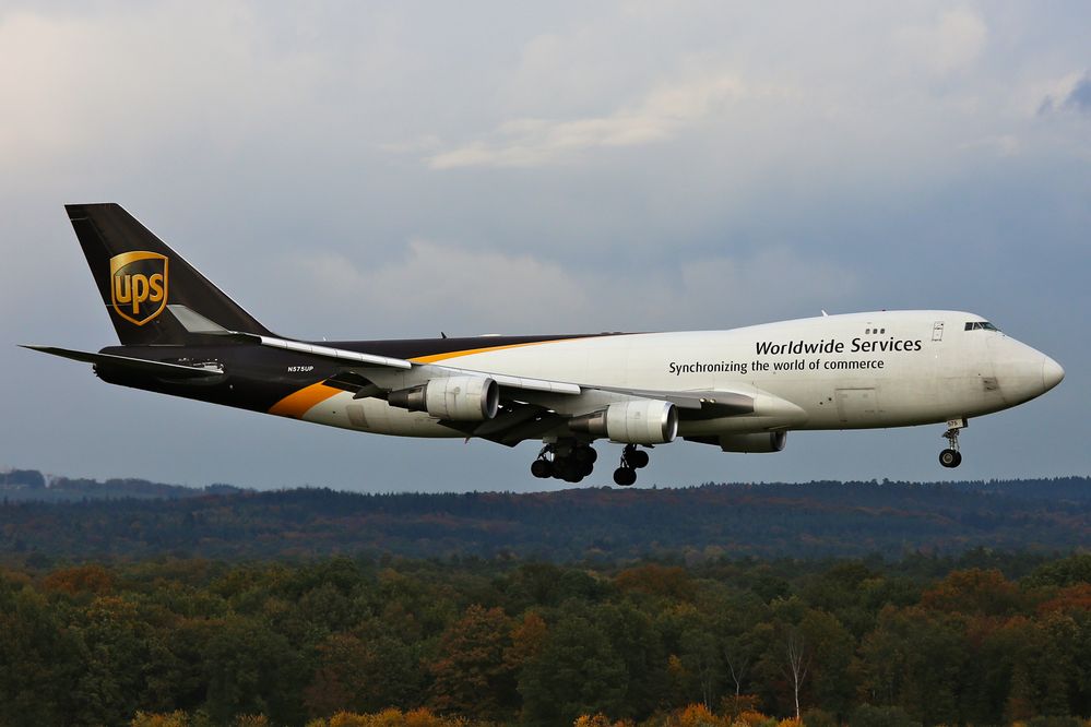 UPS - N575UP