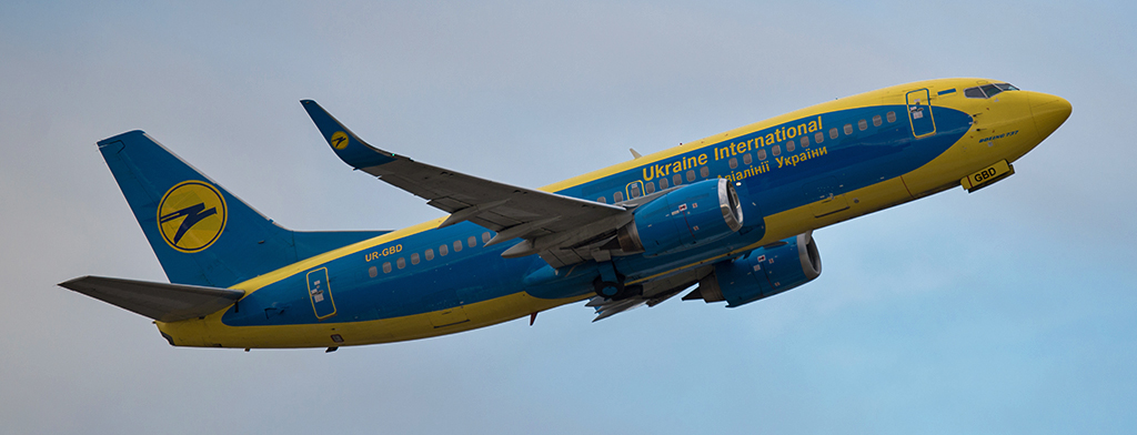 UR-GBD - Ukraine International Airlines - Boeing 737