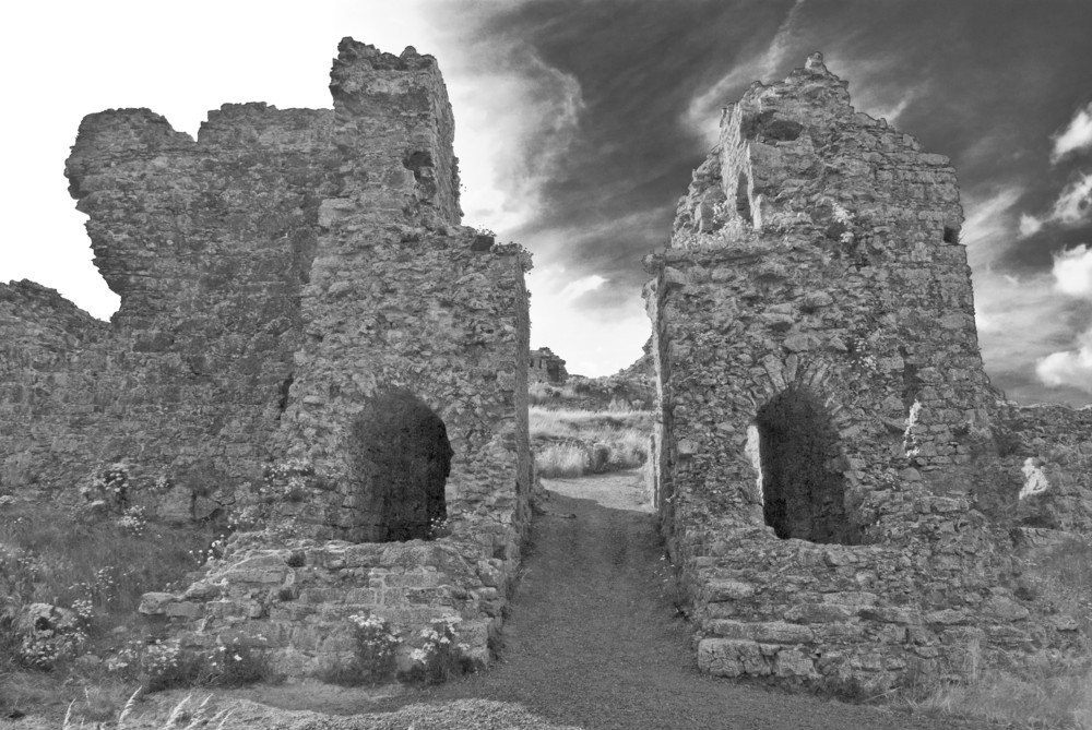 Uralte Festung in der Nähe von Rock of Cashel, Irland