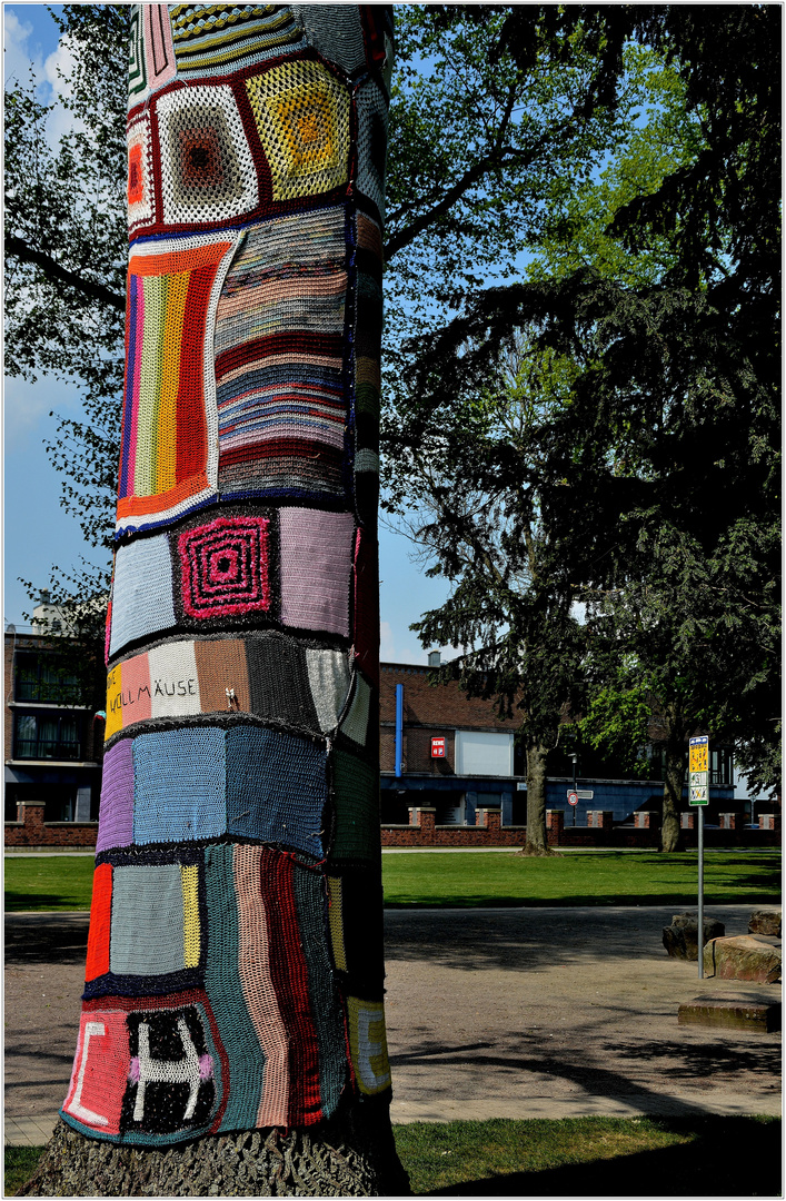 Urban Knitting (1)