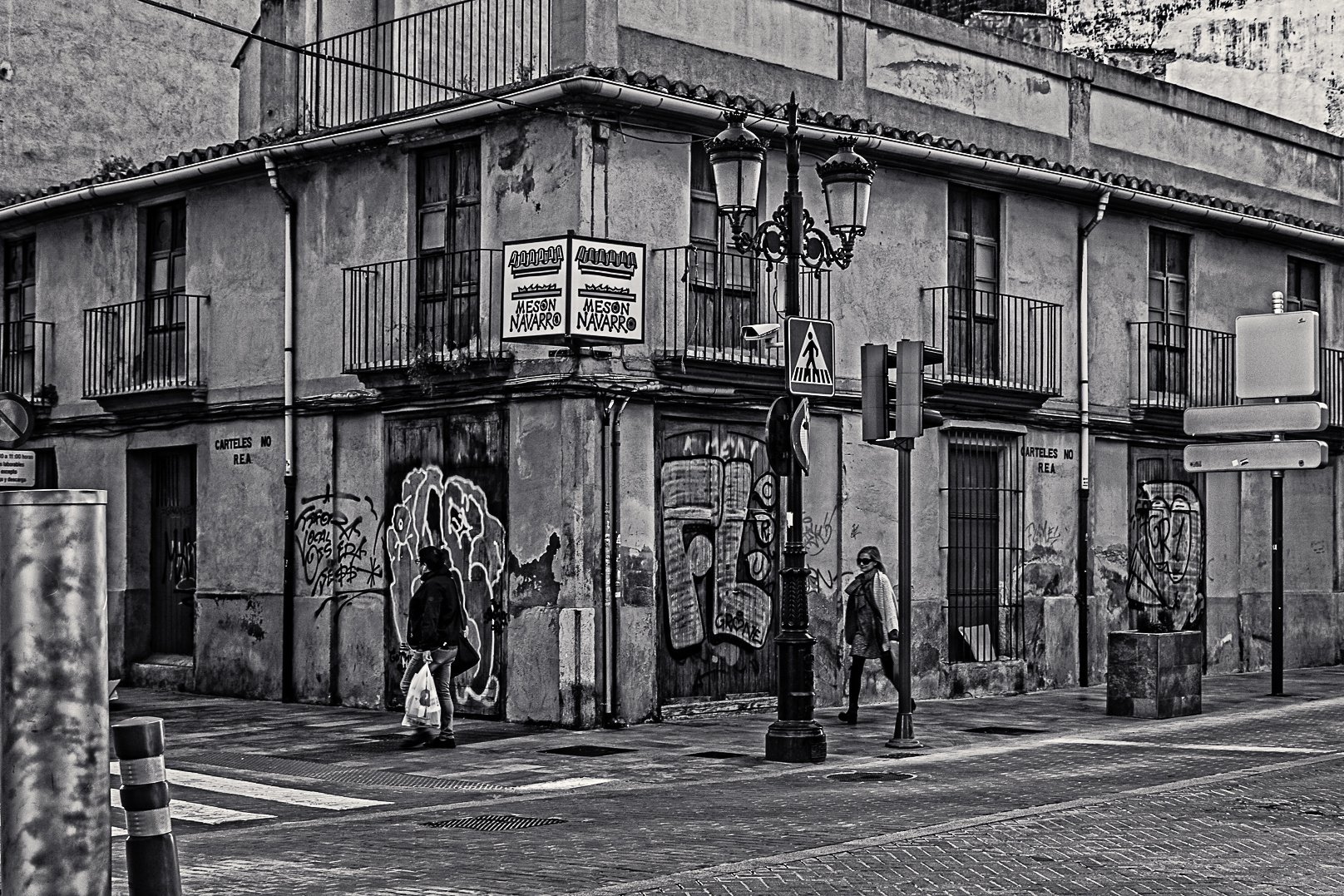   URBANA 139. LA ESQUINA.  C. Zaragoza, Castellón- España   