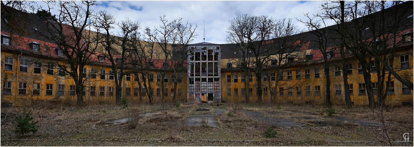 Urbex DDR und GSSD - Die alte Fliegerschule