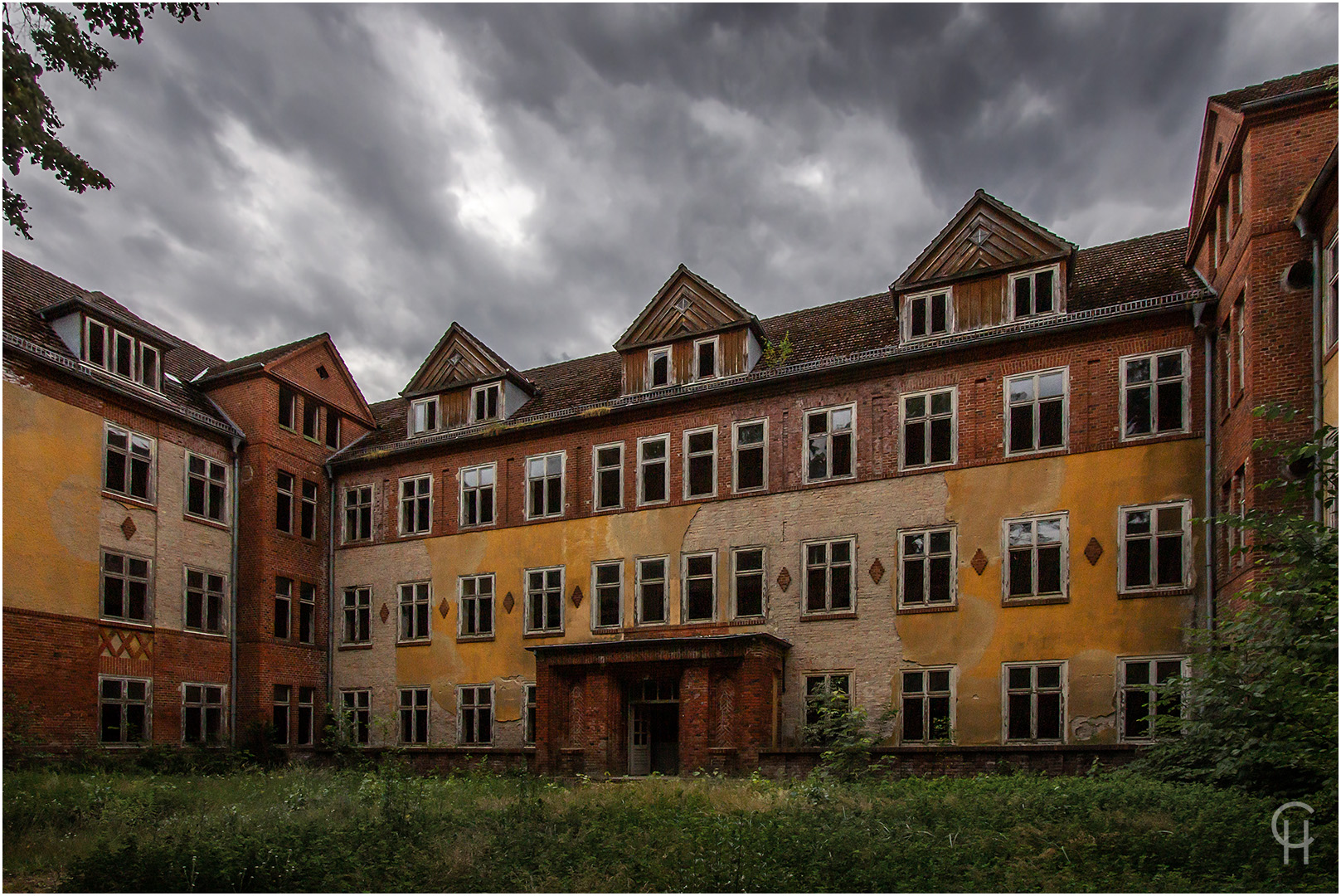 Urbex DDR und GSSD - Die alte Heilstätte und Horrorfilmkulisse