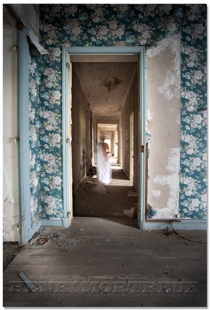 urbex. Le fantôme de la maitresse de maison 2 