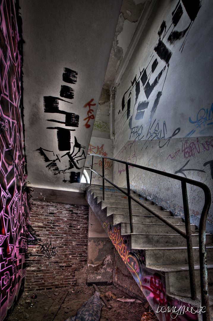 UrbEx - Upstairs