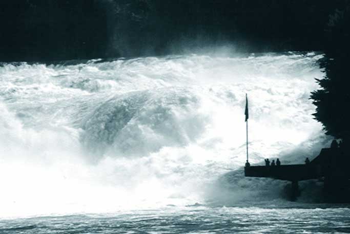 Urgewalt Wasser: Der Rheinfall von Schaffhausen