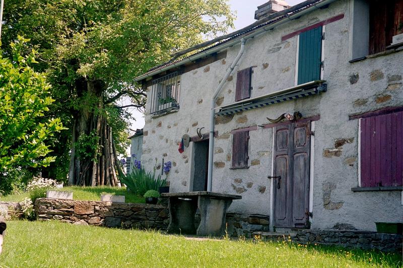 Uriges Schweizerhaus