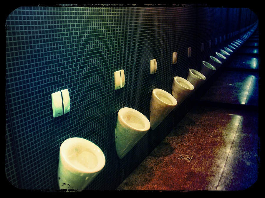 Urinal