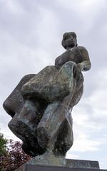 Urk - Wijk 3 - Ijsselmeer- Fishermen Monument  - 04