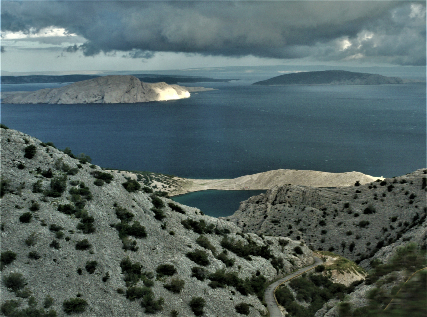 Urlaub 2018 - Die kroatische Küstenstraße mit Blick auf Goli Otok, Sveti Grgur und Rab