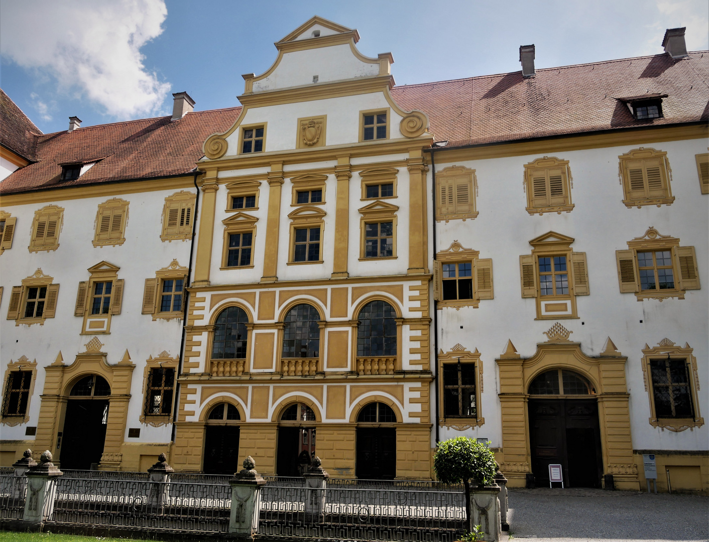 Urlaub 2021 Am Bodensee - Das Hauptgebäude Des Salemer Schlosses