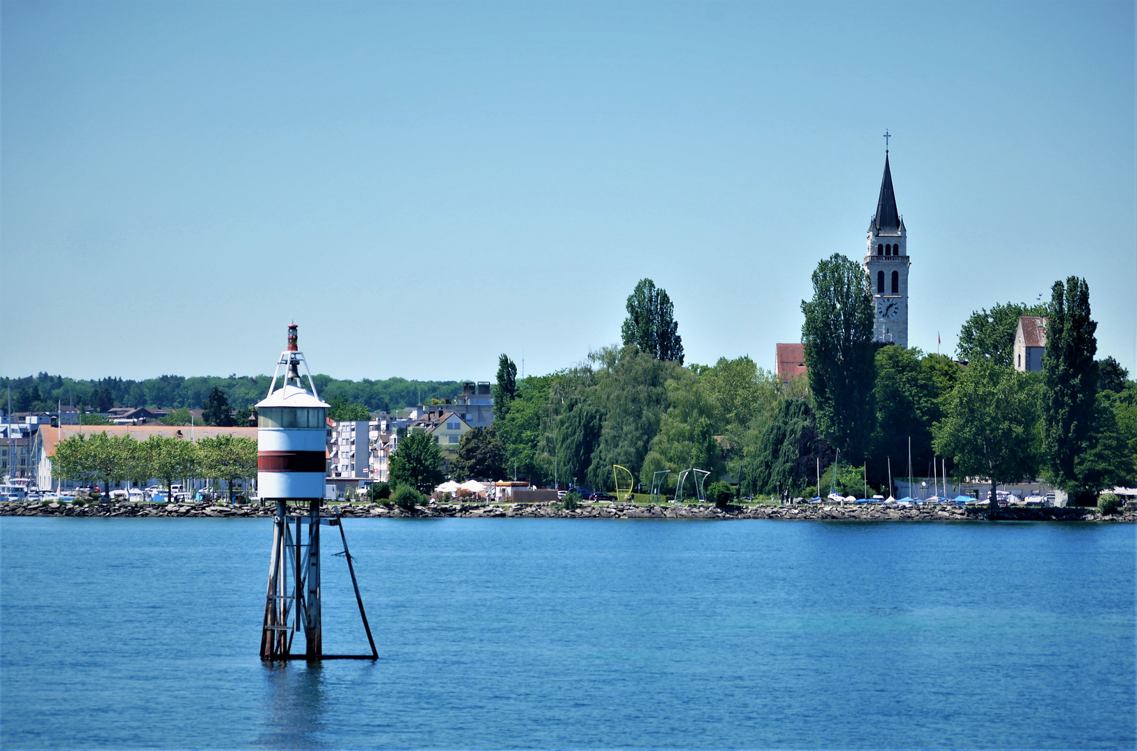 Urlaub 2021 am Bodensee - Vor der Einfahrt nach Romanshorn.