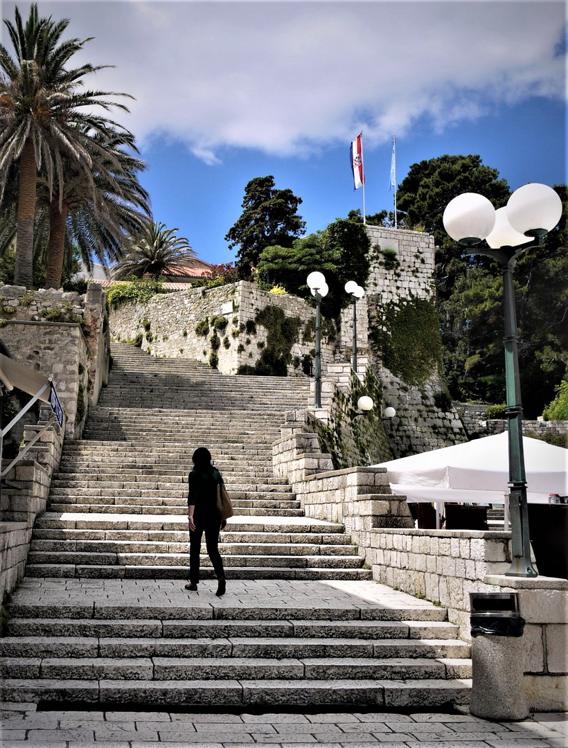 Urlaub Auf Rab 2016 - Treppe vom Trg. Sv. Kristofora zur Altstadt Zidine