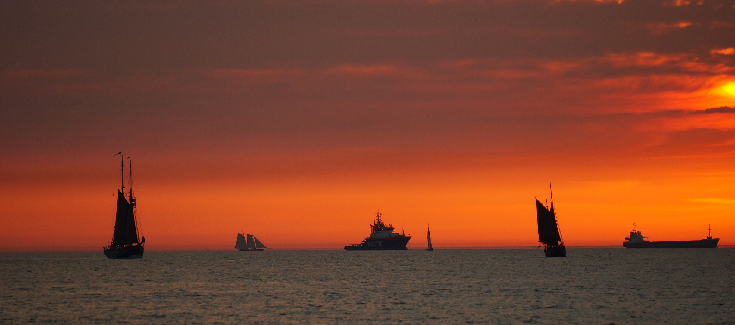 Urlaub in Warnemünde / Hanse Sail 2015 Foto 111