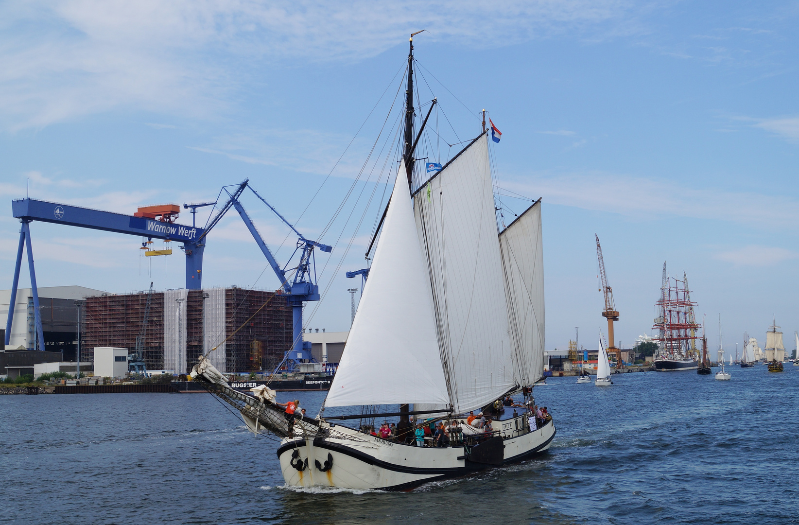 Urlaub in Warnemünde / Hanse Sail 2015 Foto 202