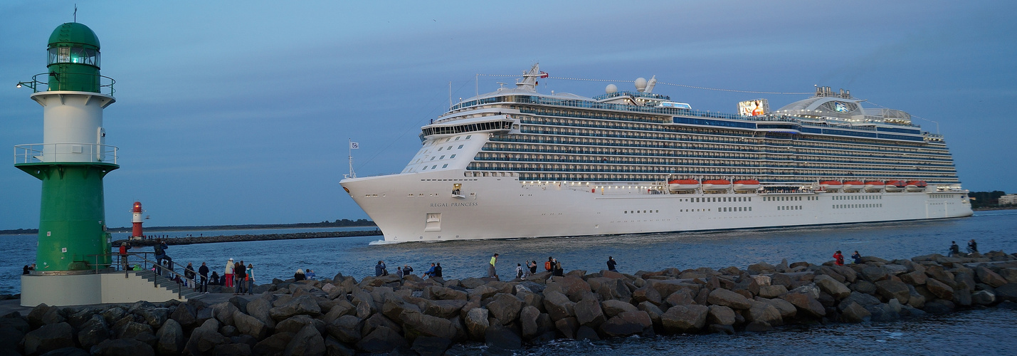 Urlaub in Warnemünde / Hanse Sail 2015 Foto 27