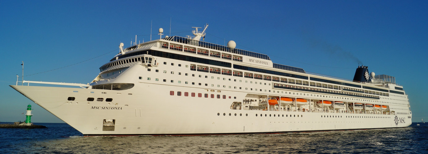 Urlaub in Warnemünde / Hanse Sail 2015 Foto 281