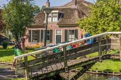 Urlauber kommen - Giethoorn/Niederlande