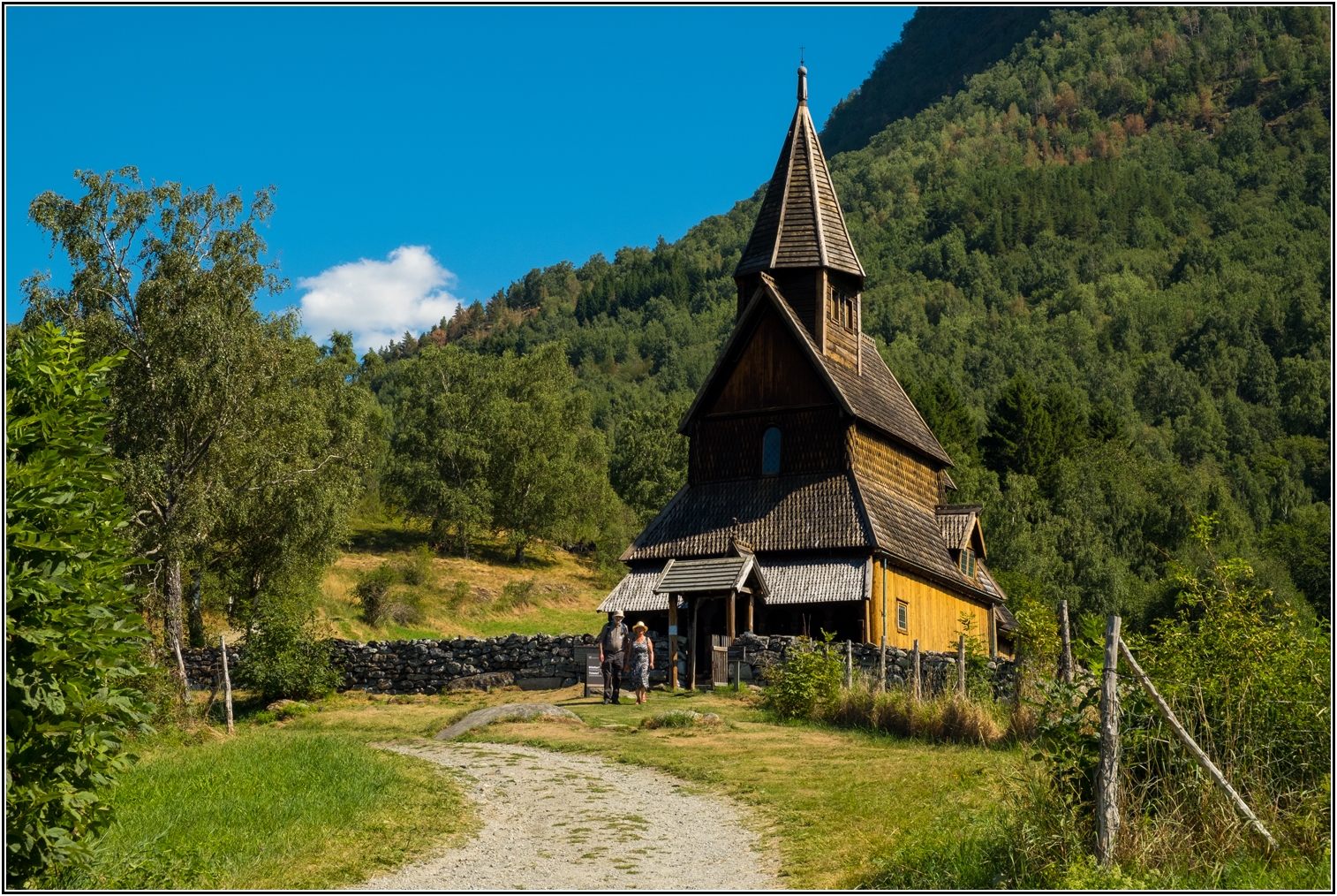 Urnes stavkirke