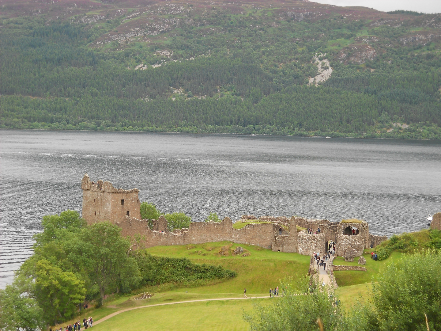 Urquhart Castle - Loch Ness