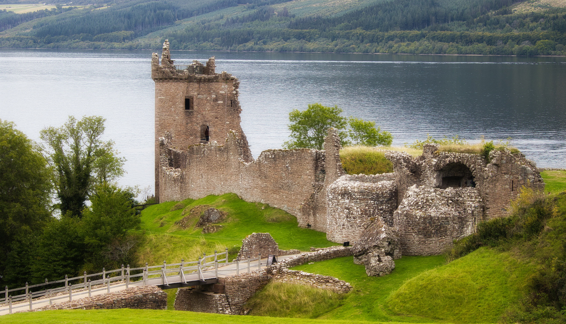 Urquhart Castle_MG_9498