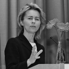 Ursula von der Leyen (3)