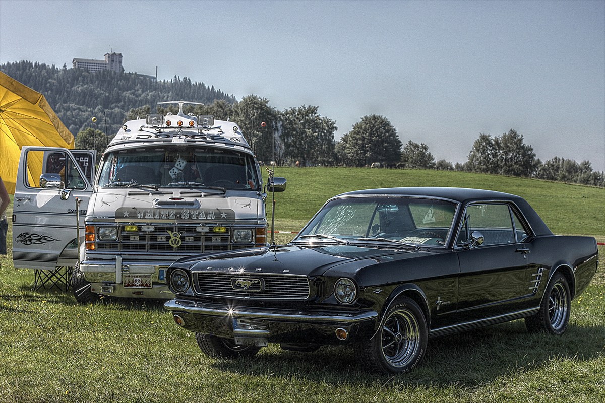 US-cars in HDR