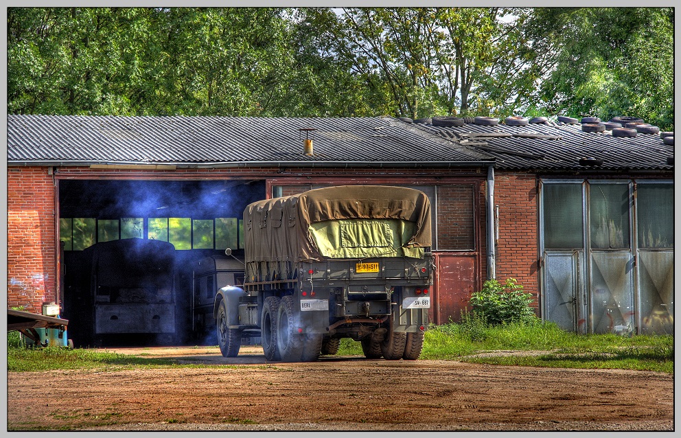 U.S. Sonderfahrzeug Mack NR 14 10t