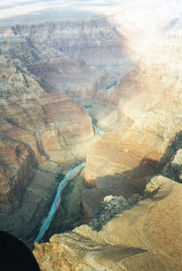 USA: Flug über dem Grand Canyon