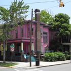 USA-Georgia: Farbenfrohe Häuser in Savannah an der Ostküste Amerikas.