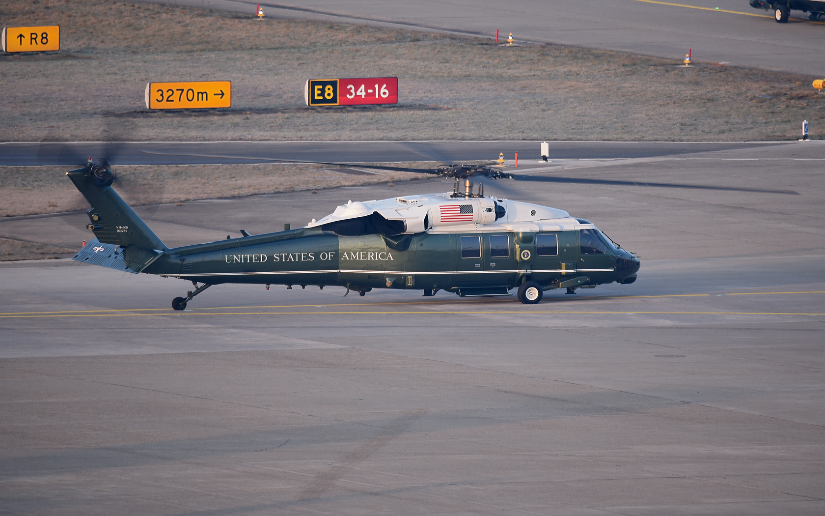 USA - Marine Corps Sikorsky VH-60N White Hawk 163259 