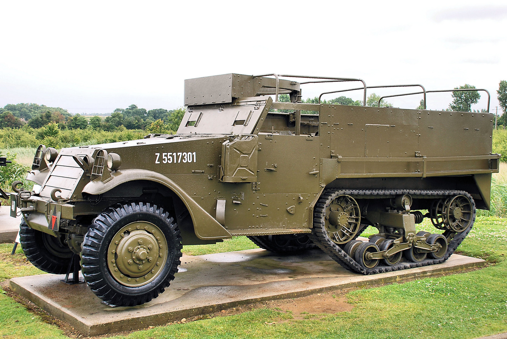 U.S.A Personnel Half-track M3