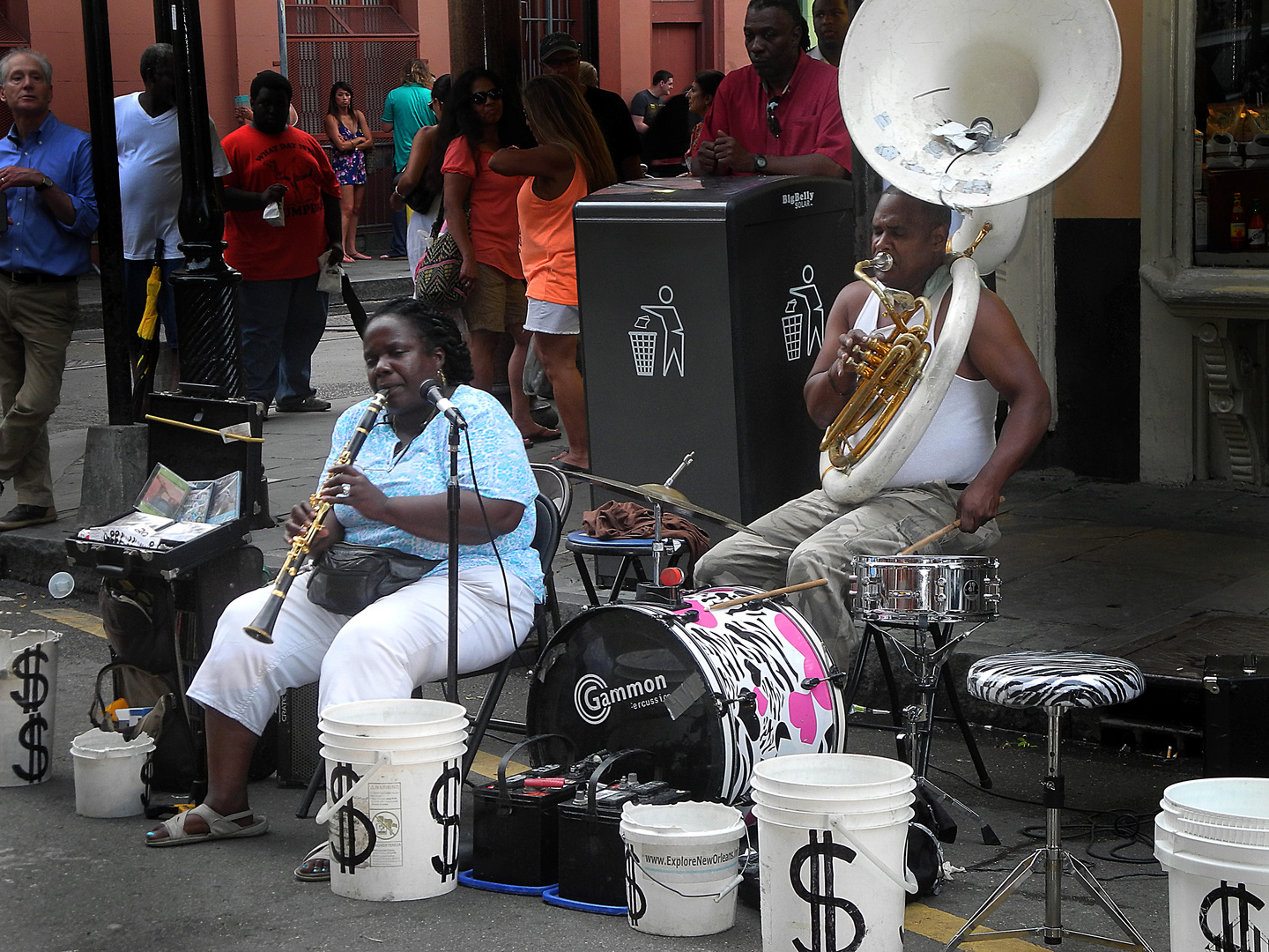 USA-Südstaaten: New Orleans- Straßenmusiker im legendären French-Quarter