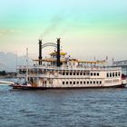 USA-Südstaaten: New-Orleans, typisch: Steamboote auf dem Mississippi