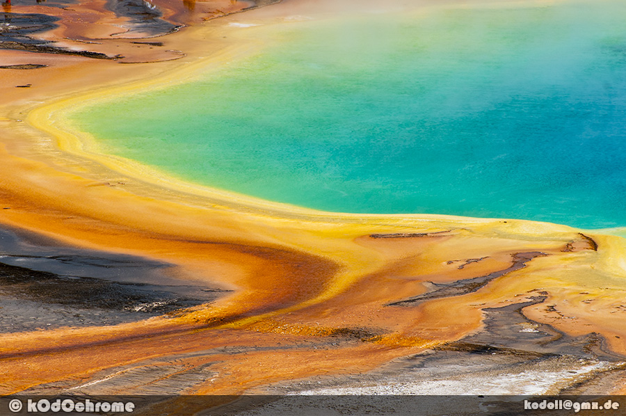 USA, Yellowstone NP, Grand Prismatic Spring